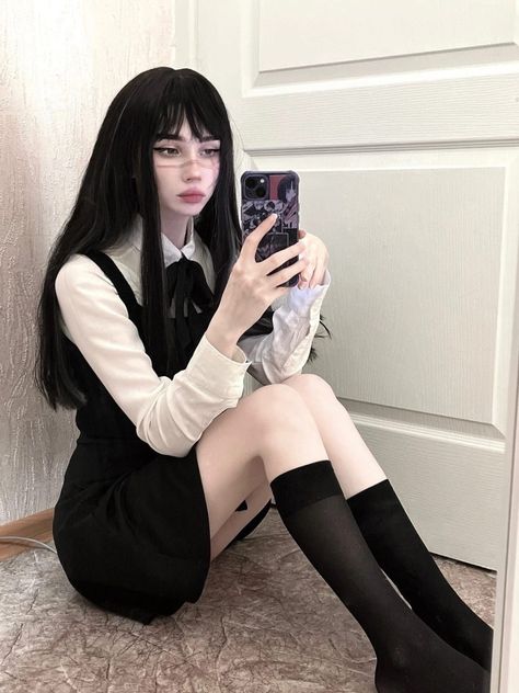 Asa Mitaka Cosplay, Mitaka Cosplay, Female Cosplay Ideas, Sailor Moon Cosplay, Cosplay Tutorial, Male Cosplay, Fantasias Halloween, Disco Outfit, Long Black Hair