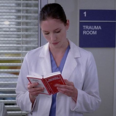 Greys Anatomy Study, Greys Anatomy Study Motivation, Lexi Greys Anatomy, Lexie Grey Aesthetic, Gray Study, Grey's Anatomy Doctors, Medical School Life, Med School Motivation, Lexie Grey