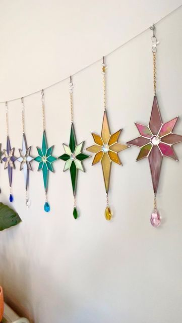 Stained Glass Stars Christmas, Star Stained Glass Pattern, Stain Glass Ornament, Mini Stained Glass Projects, Stained Glass Windchimes, Stained Glass Candle Holder Patterns, Christmas Stained Glass Ideas, Christmas Stained Glass, Stained Glass Star