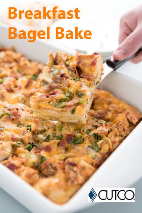 This Breakfast Bagel Bake recipe calls for just a few ingredients and is easy enough that children can help with the prep. Bagel Egg Bake, Egg And Bacon Sandwich, Mini Bagels Recipe, Bagel Casserole, Bagel Bake, Cinnamon Bagels, Baked Omelette, Bagel Breakfast, Egg And Bacon