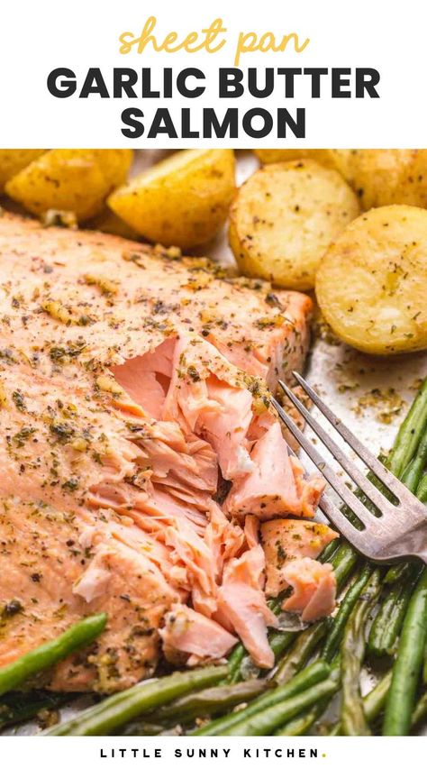 Fried Tilapia Recipes, Salmon Potatoes, Salmon With Cream Sauce, Salmon Green Beans, Oven Salmon, Little Sunny Kitchen, Sauce For Salmon, Honey Garlic Salmon, Garlic Butter Salmon