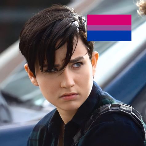 #scream #screamthetvseries #mtvscream #bextaylorklaus #audreyjensen #bisexual #flag #profilepicture #profilepic #pfp #icon #icons Audrey Jensen, A Profile Picture, Bisexual Flag, Dumpster Fire, Scream, Profile Picture, Flag