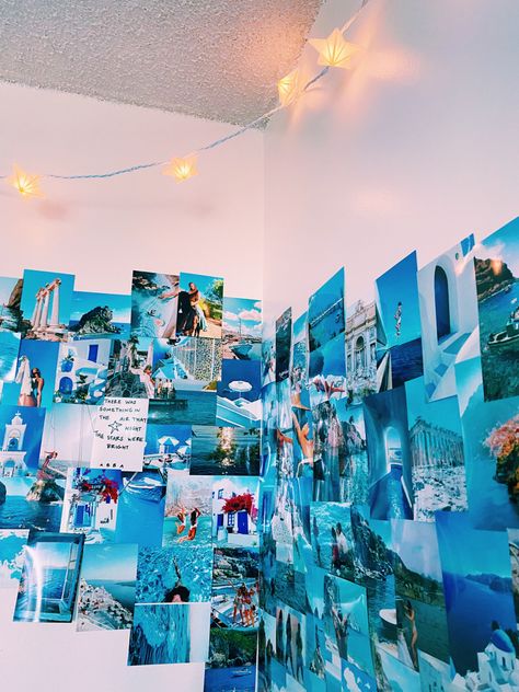 Mamma Mia Aesthetic Room Decor, Mamma Mia Themed Bedroom, Mamma Mia Dorm Room, Mamma Mia Bedroom Aesthetic, Mamma Mia Room Inspiration, Blue Posters For Room, Blue Preppy Room, Light Blue Wall Decor, Blue Wall Decor Bedroom