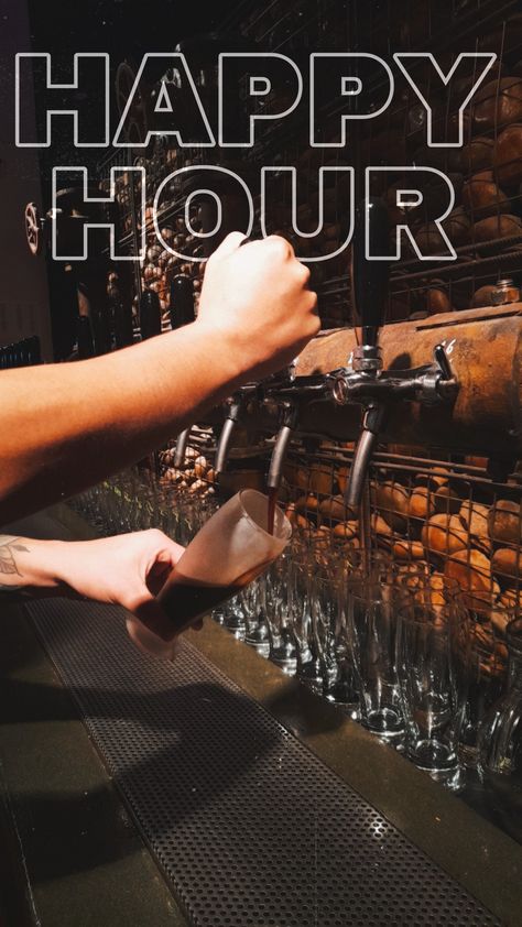 Pub Instagram Story, Happy Hour Restaurant, Happy Hour Aesthetic, Library Work, Ads Creative Advertising Ideas, Happy Hour Drinks, Social Media Work, Restaurant Photography, Old Pub