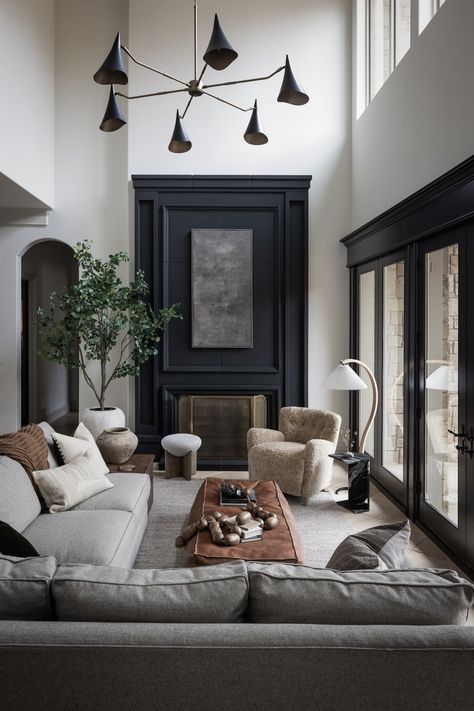 Luxury Room Decor, Moody Interior Design, Moody Living Room, Black Accent Walls, Luxury Room, Latest Interior Design Trends, Traditional Modern, Contemporary Living Room, Interior Design Tips