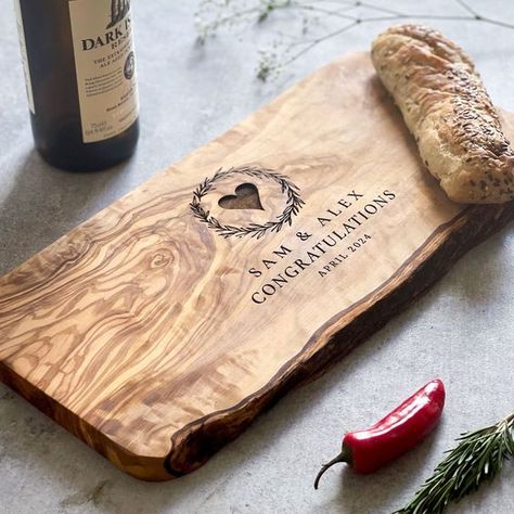 Laser Cut Christmas Ideas Olive Board, Antipasti Board, Cheeseboard Gift, Engraved Cheese Board, Personalized Cheese Board, Cooking Quotes, 40th Anniversary Gifts, Favourite Quote, Wood Anniversary