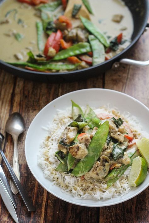 Thai Green Curry with Eggplant Green Curry Eggplant, Curry With Eggplant, Curry Eggplant, Thai Green Curry Recipe, Popular Thai Dishes, Recipe Eggplant, Green Curry Sauce, Green Curry Recipes, Thai Green Curry