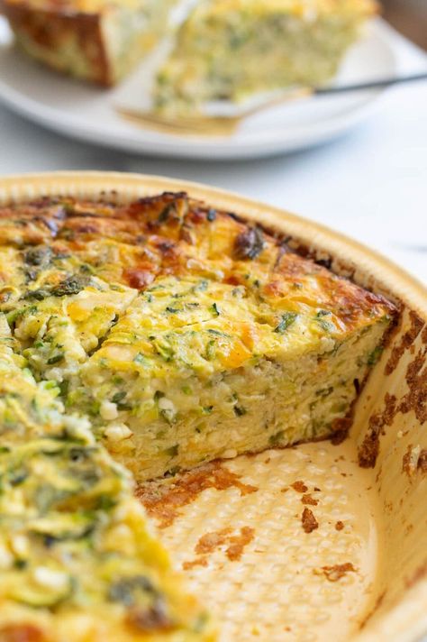 Crustless Cottage Cheese Zucchini Quiche - iFoodReal.com Cottage Cheese Zucchini Quiche, Zucchini And Cottage Cheese Recipes, Zucchini Cottage Cheese Recipes, Zucchini Quiche Crustless, Cottage Cheese Zucchini, Zucchini Cottage Cheese, Cottage Cheese Quiche, Crustless Zucchini Quiche, Cottage Cheese Egg Bites