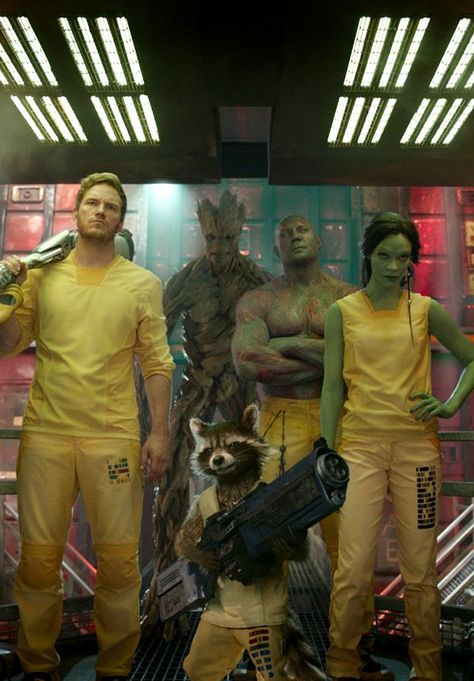 Rocket, Groot, Dave Bautista as Drax the Destroyer, Chris Pratt as Peter "Star-Lord" Quill & Zoe Saldana as Gamora - Guardians of the Galaxy Poster Marvel, Marvel Wall Art, Marvel Coloring, Marvel Wall, Peter Quill, Marvel Photo, Marvel Images, Marvel Posters, Marvel Films