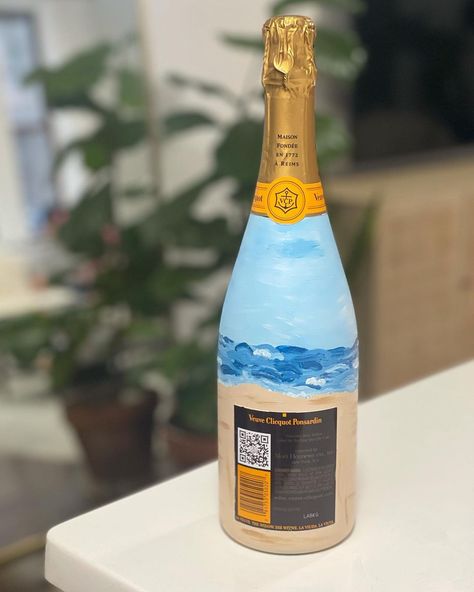 Steph | Hand Painted Champagne (@champsbysteph) posted on Instagram • Feb 15, 2021 at 9:49pm UTC Beach Painted Champagne Bottle, Custom Champagne Bottle, Wine Glass Art, Painted Wine Bottles, Champagne Bottles, Beach Painting, Bottle Painting, Champagne Bottle, Gift Giving