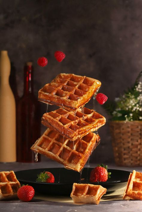 Waffles Photography, Breakfast Waffle Recipes, Free Food Delivery, Waffle Shop, Amazing Food Photography, Crispy Waffle, Belgian Waffle Maker, Breakfast Waffles, Food Photography Inspiration