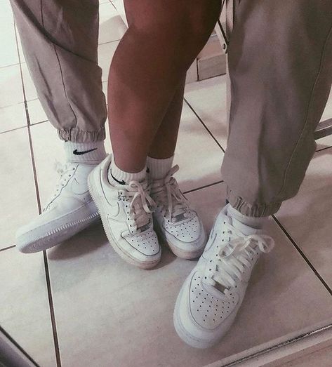 Couple Sneakers, Couple Shoes, Hype Shoes, Relationship Goals Pictures, Cute Relationship Goals, Couple Outfits, Couple Aesthetic, Cute Couple Pictures, Cute Couples Goals