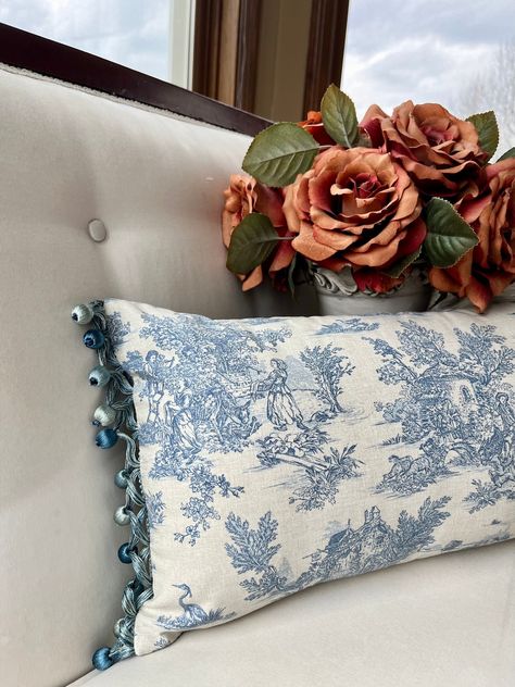 English Cottage Farmhouse, Toile Pillow, Toile Pillows, Me Cover, French Pillows, Blue And White Pillows, Plaid Pillow Covers, Country Throw Pillows, Throw Pillows Living Room