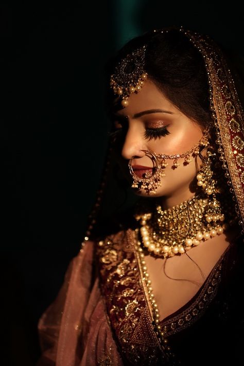 Bridal Studio Shoot, Bridal Shoot Indian, Indian Bride Photography, Bride Shoot, Indoor Shoot, Bridal Pose, Indian Bride Photography Poses, Evening Reception, Bride Photos Poses