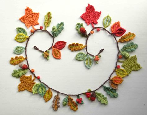 Leave Garland Crochet, Crochet Nature Garland, Crochet Apple Garland, Autumn Garland Crochet, Crochet Autumn Garland, Crochet Fall Garland Patterns Free, Crochet Ivy Garland, Crochet Autumn Leaves, Crochet Leaves Garland