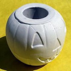 40 Plaster of Paris Craft Ideas and Projects for 2018 - Bored Art Plaster Of Paris Crafts Ideas, Plaster Of Paris Crafts, Paris Craft, Plaster Candle Holder, Halloween Garden Decorations, 2 Liter Bottle, Paris Crafts, Pumpkin Uses, Homemade Clay