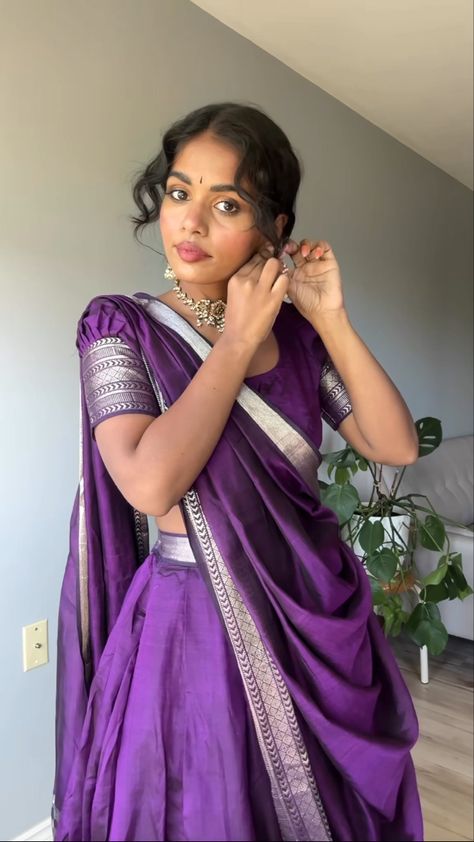 @sanjanaagutha on insta South Indian Casual Wear, Half Saree Styles Traditional, One Piece Dress From Saree, South Indian Half Saree Aesthetic, South Indian Fashion Saree, Pooja Saree Look, Tamil Half Saree, South Indian Dress Outfits, Half Saree Aesthetic