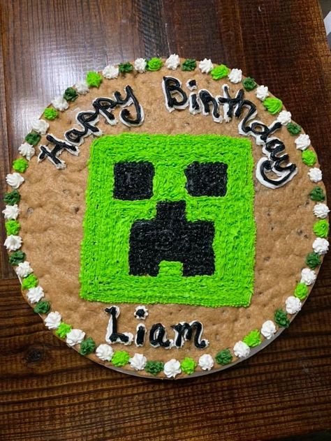 Minecraft Cookies, Cookie Cake Designs, Minecraft Birthday Cake, 7th Birthday Cakes, Cookie Cake Birthday, Cookie Cakes, Minecraft Birthday Party, Minecraft Cake, 9th Birthday Parties