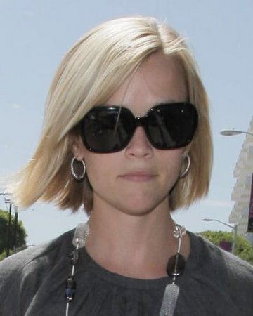 Reese Witherspoon Hair Short, Reese Weatherspoon, Reese Witherspoon Hair, Reese Whiterspoon, Short Bobs, Medium Length Hairstyles, Short Haircut Styles, Try On Hairstyles, Bob Hairstyles For Fine Hair