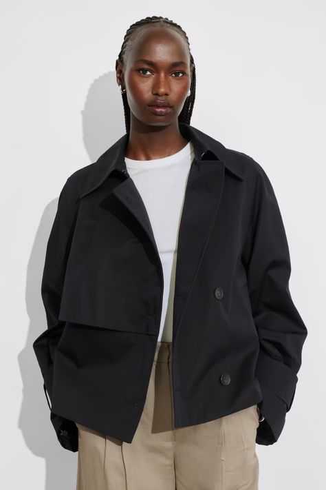 Short Trench Coat Jacket - Long sleeve - Cropped - Black - Ladies | H&M GB Black Trench Coat, Short Trench Coat, Trench Coat Outfit, Collared Jacket, Trench Coat Black, Knit Blazer, White Blazer, Fashion Story, Sweater And Shorts