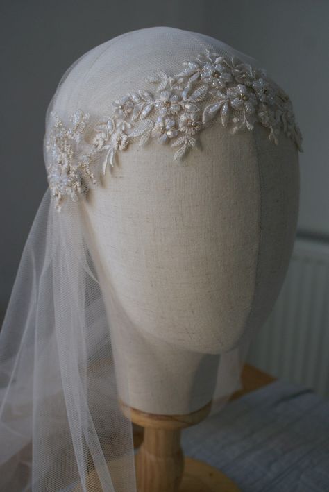 Champagne Veil, Wedding Headpiece Vintage, Juliet Cap Veil, Lace Headpiece, Juliet Cap, Cap Veil, Chapel Length Veil, Kate Moss Style, Veil Cathedral