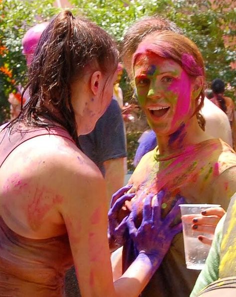 Holi Quotes In English, Holi Wallpapers, Holi Wishes Quotes, Holi Colours, Happy Holi Picture, Holi Quotes, Best Couple Quotes, Happy Holi Quotes, Holi Wishes Images