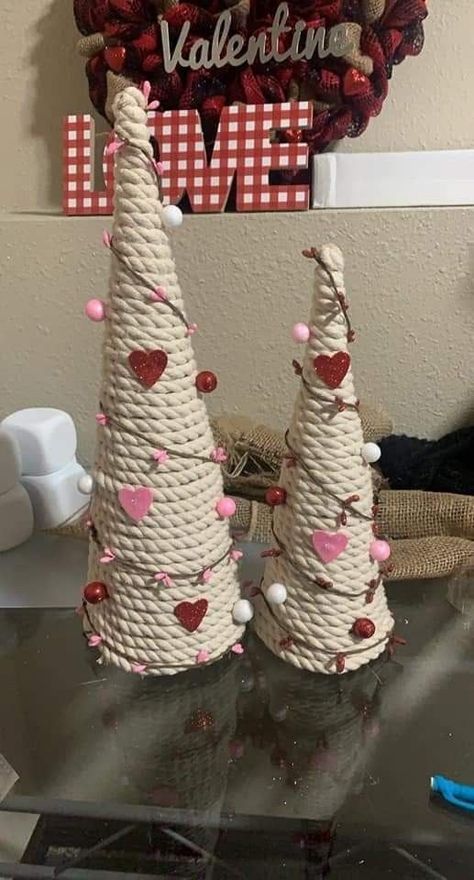 Valentine Day Arts And Crafts, Valentine's Day Tree Decorations, Valentine Cone Trees, Valentine Centerpieces Diy Dollar Stores, Spring Porch Decorations, Diy Valentines Crafts Decoration, Valentine Tree Ideas Diy Crafts, Valentines Day Crafts To Sell Diy Ideas, Valentine’s Day Dollar Tree