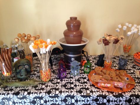 Halloween chocolate fountain Halloween Chocolate Fountain Ideas, Chocolate Fountain Halloween, Halloween Chocolate Fountain, Fruit For Chocolate Fountain, Chocolate For Chocolate Fountain, Mini Chocolate Fountain, Chocolate Fountain Bar, Chocolate Fondue Fountain, Halloween Sleepover