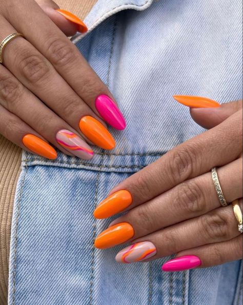 Orange And Pink Nails, Neon Orange Nails, Orange Nail Art, Nailinspo Nailart, Nails Neon, Orange Nail Designs, Bright Summer Nails, Shaped Nails, Short Almond