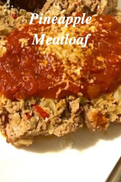 An very tasty and easy to put together meatloaf recipe. It also leaves some great leftovers. Basic Meatloaf, Gluten Free Meatloaf, Stuffed Meatloaf, Meatloaf Recipe, Quick Oats, Super Good, Crushed Pineapple, Meatloaf Recipes, Mushroom Soup