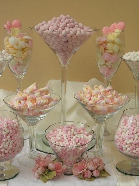 Sweet Buffet, Sweets Bar, Sweet Carts, Idee Babyshower, Sweet Bar, Christening Party, Candy Table, Candy Bars, Wedding Candy