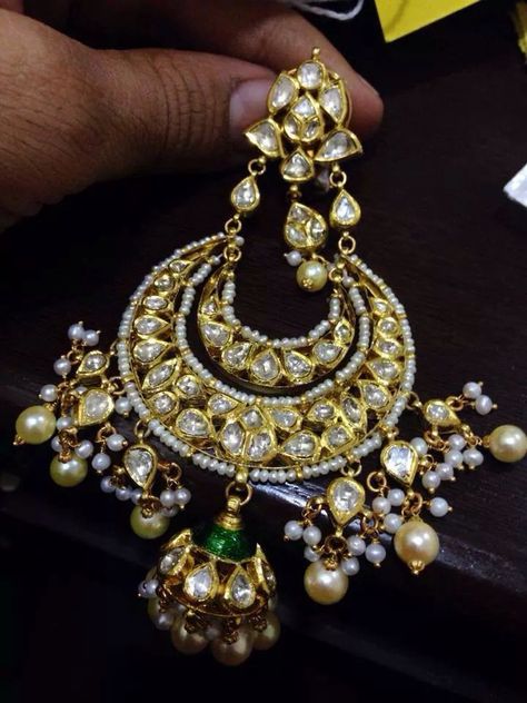 Chand Balis भारतीय दुल्हन संबंधी, Chand Bali, Jaipur Jewelry, Rajputi Jewellery, Indian Jewelry Earrings, Mughal Art, Chandbali Earrings, Wedding Jewellery Collection, Bridal Fashion Jewelry