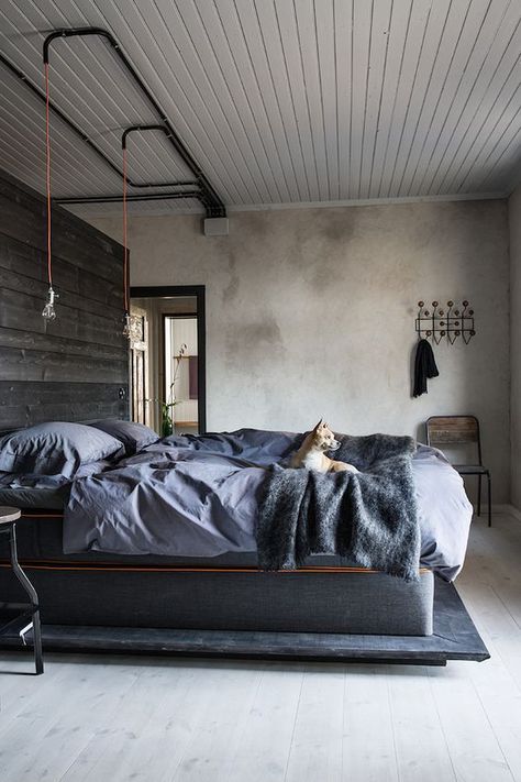 10 INDUSTRIAL DECOR HOME DESIGN IDEAS_see more inspiring articles at http://vintageindustrialstyle.com/industrial-decor-home-design-ideas/ Modern Bedroom Ideas For Men, Industrial Decor Bedroom, Industrial Bedroom Design, Urban Industrial Decor, Industrial Style Bedroom, Industri Modern, Minimalist Dekor, Industrial Bedroom, Mens Bedroom