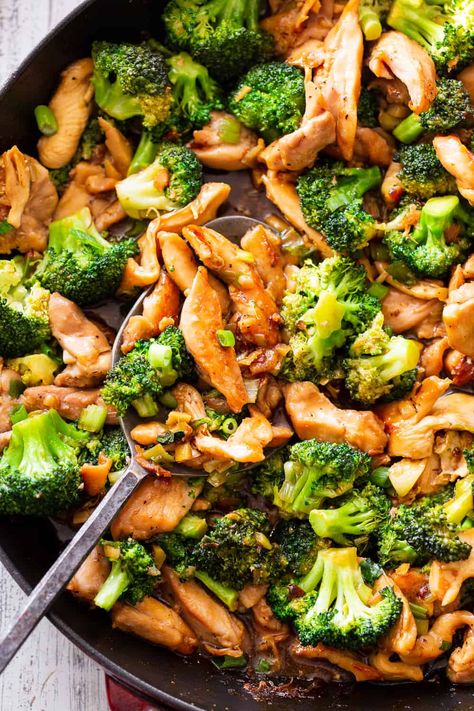 Whole30 Chicken And Broccoli, Clean Eating Chicken And Broccoli, Chicken With Broccoli Recipes Healthy, Clean Chicken Recipes Healthy, Healthy Stir Fry Recipes Clean Eating, Clean Weeknight Dinner, Whole 30 Chicken And Broccoli, Fast Paleo Dinner, Chicken And Broccoli Recipes Healthy