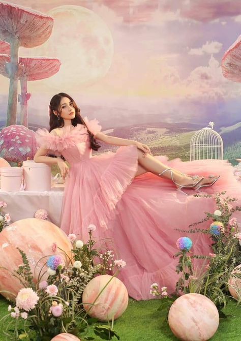 Pink Fairy Photoshoot, Gown Photoshoot Poses, Pre Debut Photoshoot, Debut Theme, Debut Gowns, Debut Photoshoot, Fairy Photoshoot, Princess Photo, Photoshoot Studio