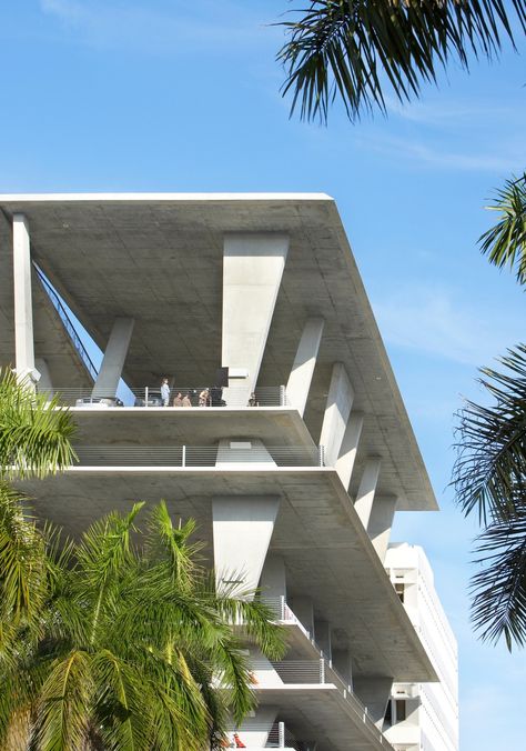 279 1111 Lincoln Road – Herzog & de Meuron 1111 Lincoln Road, F1 2023, Lincoln Road, Glass Pavilion, Timeless Architecture, Banks Building, Public Seating, Concrete Building, Architectural Practice