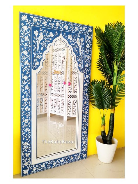 Hand Painted Mehrab Mirror Pichwai Jharokha, Hand Painted Mirror, Diy Mirror Wall Decor, Painted Mirror Art, Diy Mirror Wall, The World Pictures, Hand Painted Mirrors, Colorful Mirror, Mughal Art Paintings