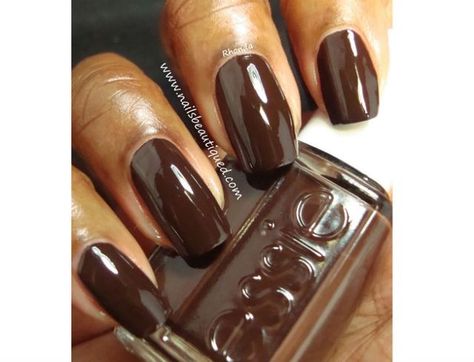 12 Nail Art Looks For The Fall Essie Brown, Uñas Color Cafe, Essie Nail Polish Colors, Brown Nail Art, Emerald Nails, Busy Girl, Brown Nail Polish, Brown Nail, Brown Nails Design