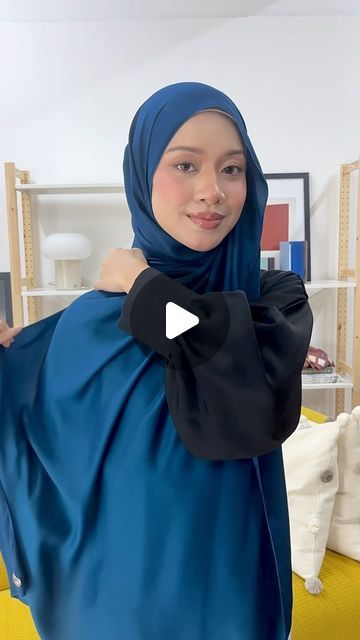 W A A R N A on Instagram: "Transform into a royal princess with our latest hijab tutorial! 😍👸🏻 Watch and learn how Jya recreates Yang Teramat Mulia Paduka Seri Pengiran Anak Puteri Ameerah Wardatul Bolkiah hijab style that’s perfect for special occasions ✨

*This Colours For All Shawl is now out of stock but a few colors in square version are still available for purchase on our website. 

#Waarna
#Hijab" Princess Ameerah Wardatul Bolkiah, Square Hijab Style, Square Hijab Tutorial, Hijab Trends, Royal Princess, Hijab Tutorial, Hijab Style, New Pins, Bored Panda