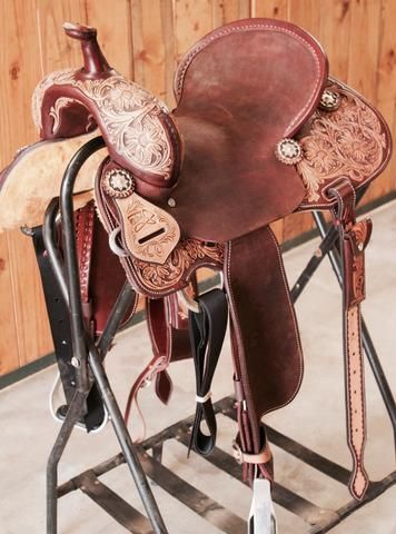 Horse Riding Attire, Barrel Racing Tack Rodeo, Horse Tack Accessories, Equestrian Clothes, Western Pleasure Horses, Western Horses, Barrel Racing Saddles, Western Horse Saddles, Horse Halters