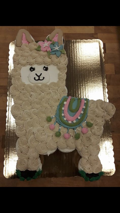 Llama cupcake cake Lama Cupcake Cake, Llama Pull Apart Cupcakes, Llama Cake Ideas, Llama Cupcake Cake, Alpaca Cupcakes, Llama Cupcakes, Llama Cakes, Llama Birthday Cake, Alpaca Cake