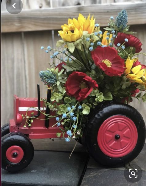 Dairy Table, Tractor Decor, Patriotic Centerpieces, Farmhouse Truck, Red Truck Decor, Kitchen Centerpiece, Sunflower Arrangements, Truck Decor, Cemetery Decorations