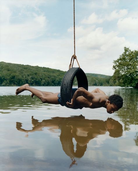 Michael Borremans, Tyler Mitchell, Tire Swing, Gordon Parks, Body Of Water, Cleveland Museum Of Art, Back To Nature, Contemporary Landscape, Foto Inspiration