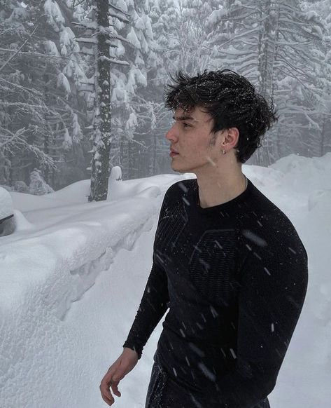 Snow Outfit Men, Boys Outfits Aesthetic, Snow Photoshoot, Mountain Aesthetic, Winter Instagram, Russian Men, Snow Outfit, Indian Photoshoot, Winter Photos