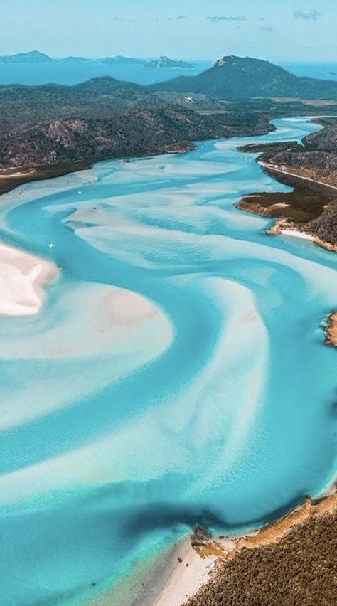 Living the dream ✈🌴🔥 #australia #beach #photography #photooftheday #travel #traveltips Australia East Coast, East Coast Australia, Australia Beach, Paradise Beach, Couple Travel, Living The Dream, Travel Photography Inspiration, Island Paradise, Photography Beach