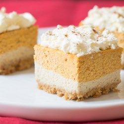 Pumpkin Spice Latte Bars Autumn Dishes, Pumpkin Spice Doughnuts, Layered Pumpkin Cheesecake, Cheese Bars, Pumpkin Bundt Cake, Coffee Cheesecake, Pumpkin Cheesecake Recipes, Pumpkin Spice Recipe, Thankful Thanksgiving