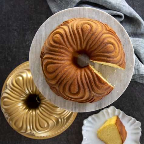 Stunning Cakes, Lemon Bundt Cake, Cold Desserts, Bundt Cakes, Nordic Ware, Bundt Pan, Cake Pan, Savoury Dishes, Bundt Cake