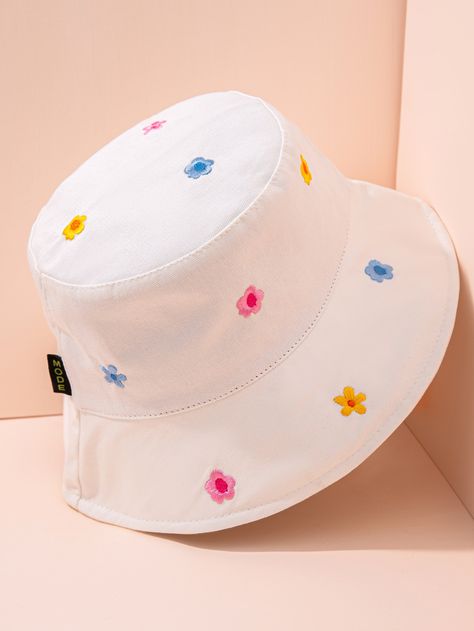 White Casual   Denim Floral Bucket Hat Embellished  Spring/Fall Women Accessories Bucket Hat Painting, Bucket Hat Ideas, Cute Bucket Hats, Flower Bucket Hat, Dreamy Flowers, Bob Chapeau, Bucket Hat Fashion, Floral Bucket Hat, Embroidered Bucket Hat