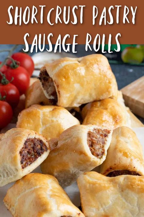 Sausage Rolls Recipe Easy, Best Sausage Roll Recipe, Sausage Roll Recipe, Aussie Recipes, Rolls Recipe Easy, Shortcrust Pastry Recipes, Irish Foods, English Recipes, Sausage Rolls Recipe