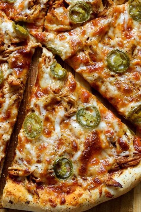 Sick of ordering the same pepperoni pizza all the time!? Check out the best homemade pizza recipes to switch things up with! ... less by Crazy Laura | Bujo | DIY & Crafts | Home Decor | Recipes Jalapeño Pizza, The Best Homemade Pizza, Pepperoni Pizza Rolls, Pulled Pork Pizza, Chicken Alfredo Pizza, Homemade Pepperoni Pizza, Spicy Pizza, Alfredo Pizza, Meat Lovers Pizza